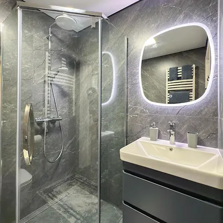 L&s Woodhouse Apartment Verkhovyna